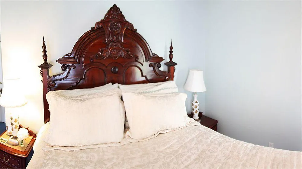 Bed & Breakfast Amethyst Inn Victoria