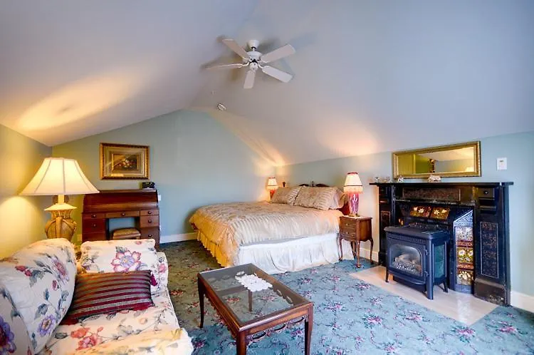 Amethyst Inn Victoria