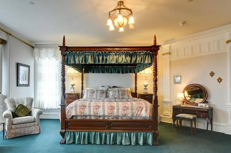 *** Bed & Breakfast Amethyst Inn Victoria Canada