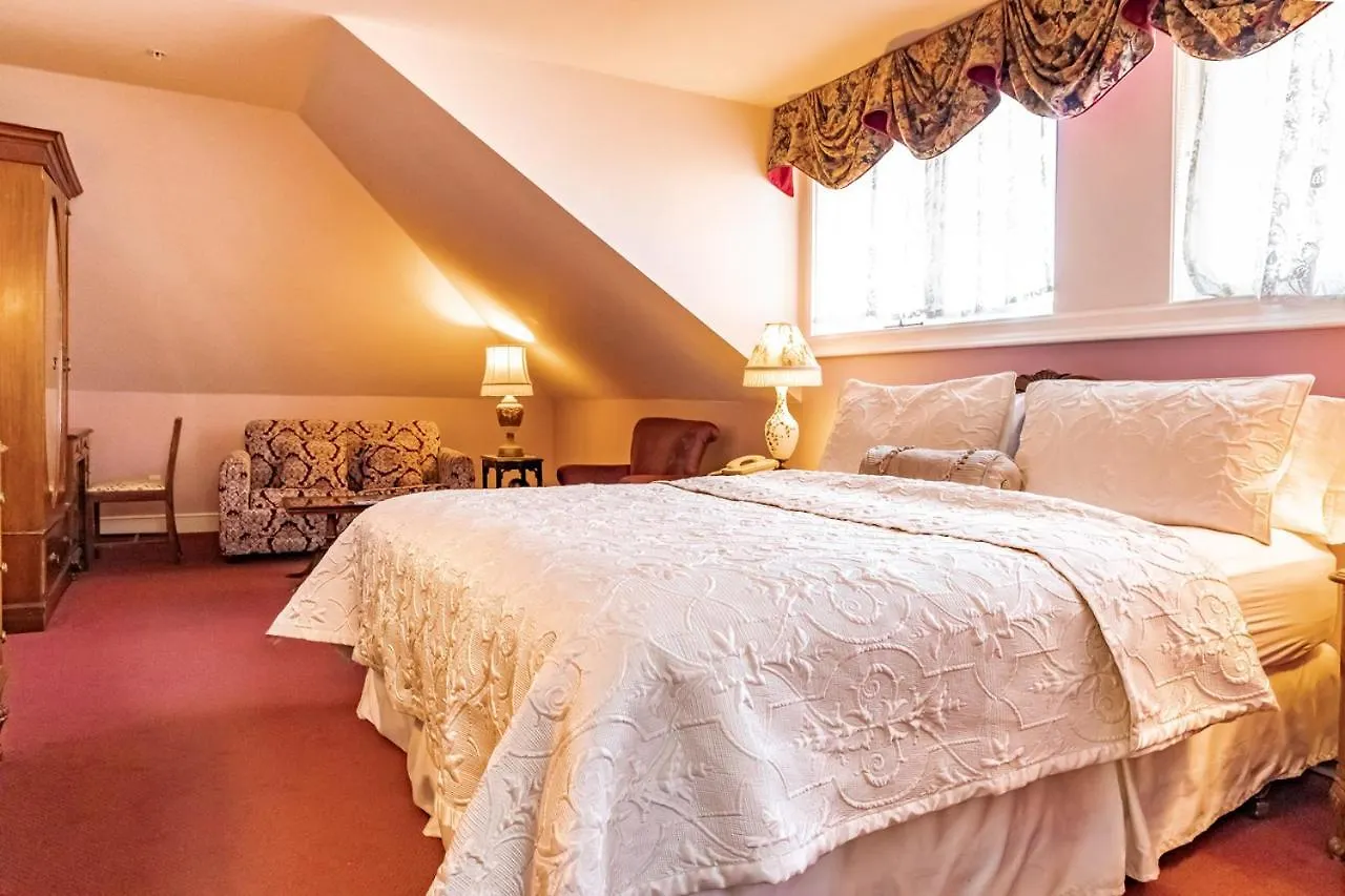 *** Bed & Breakfast Amethyst Inn Victoria Canada